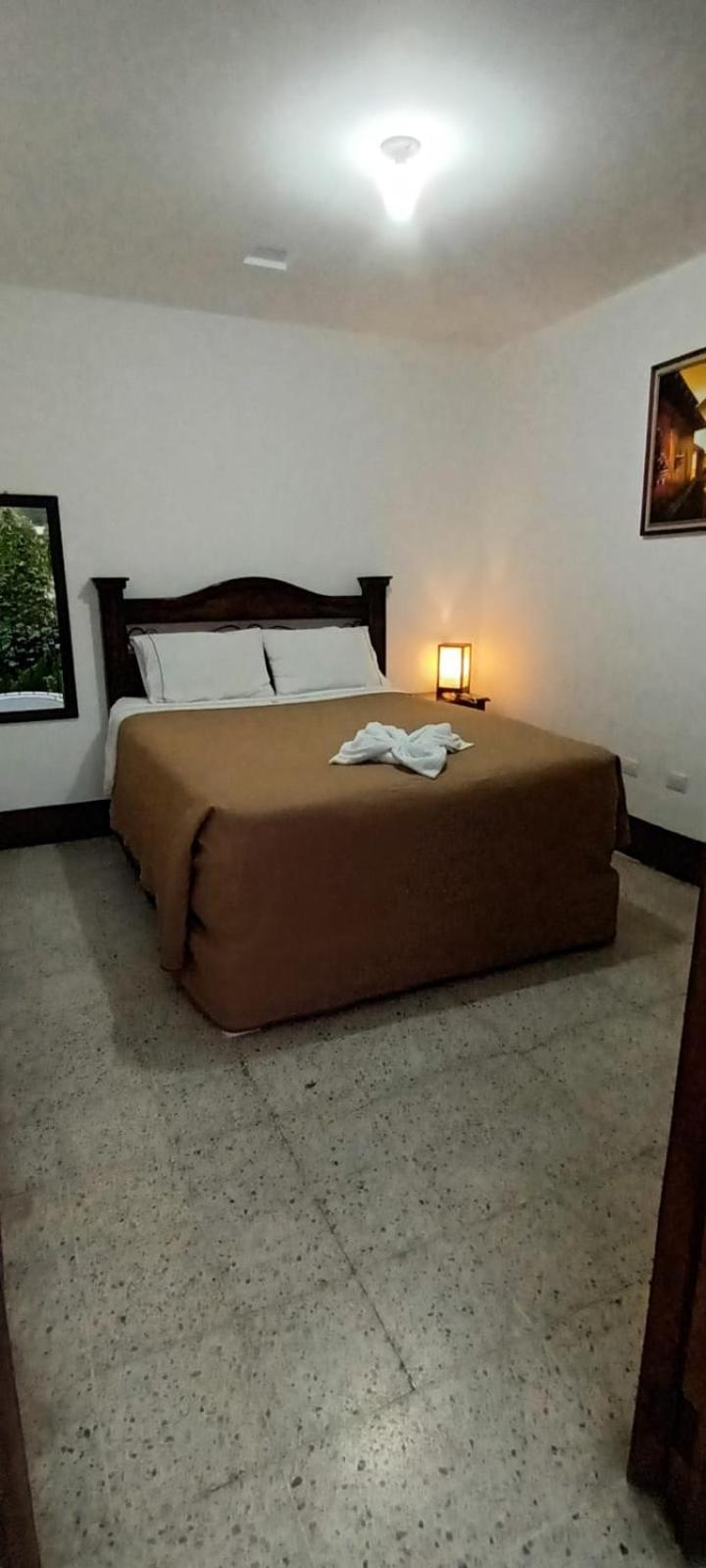 Hotel San Sebastian Antigua Екстериор снимка